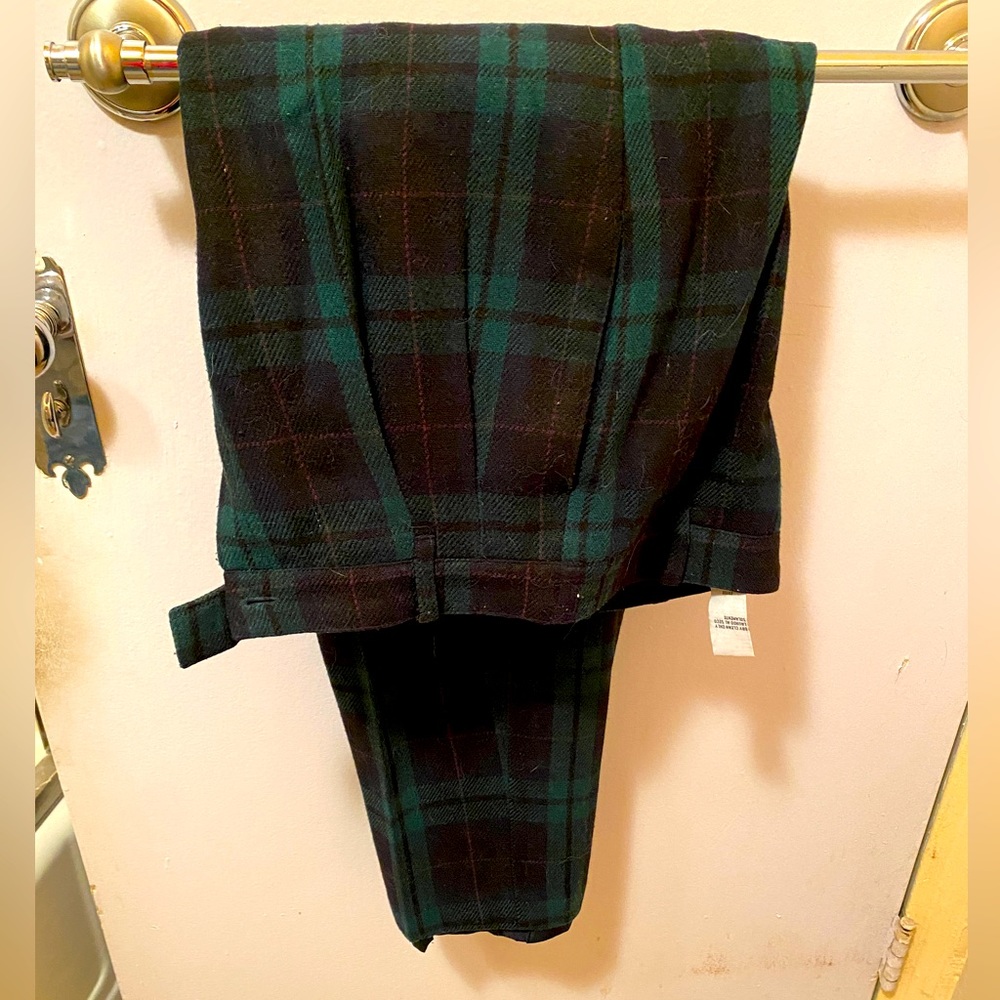 Sag Harbor Black Swatch lined wool pants